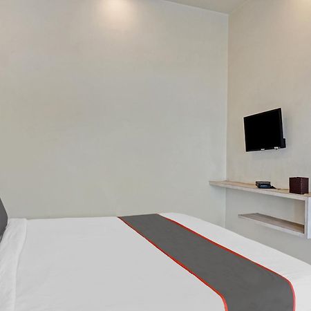 Collection O Royce Studios Near Pune Airport Exterior photo